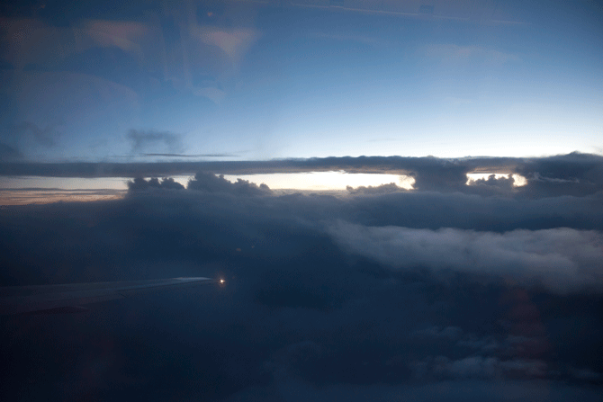 飛行機の窓からの風景①