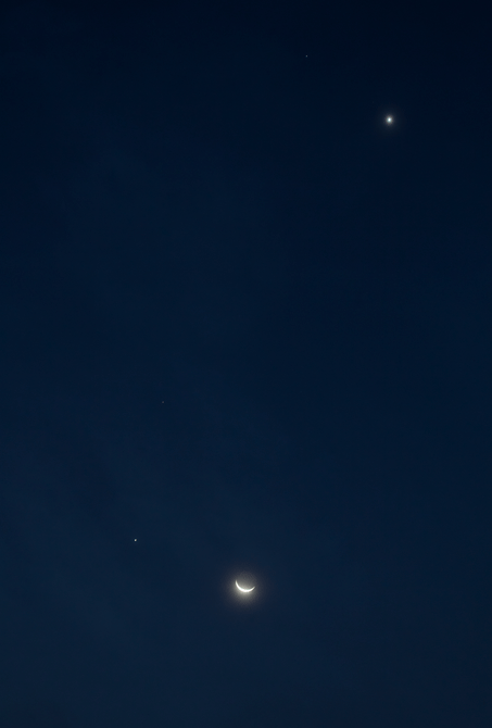 明け方の月、金星、木星